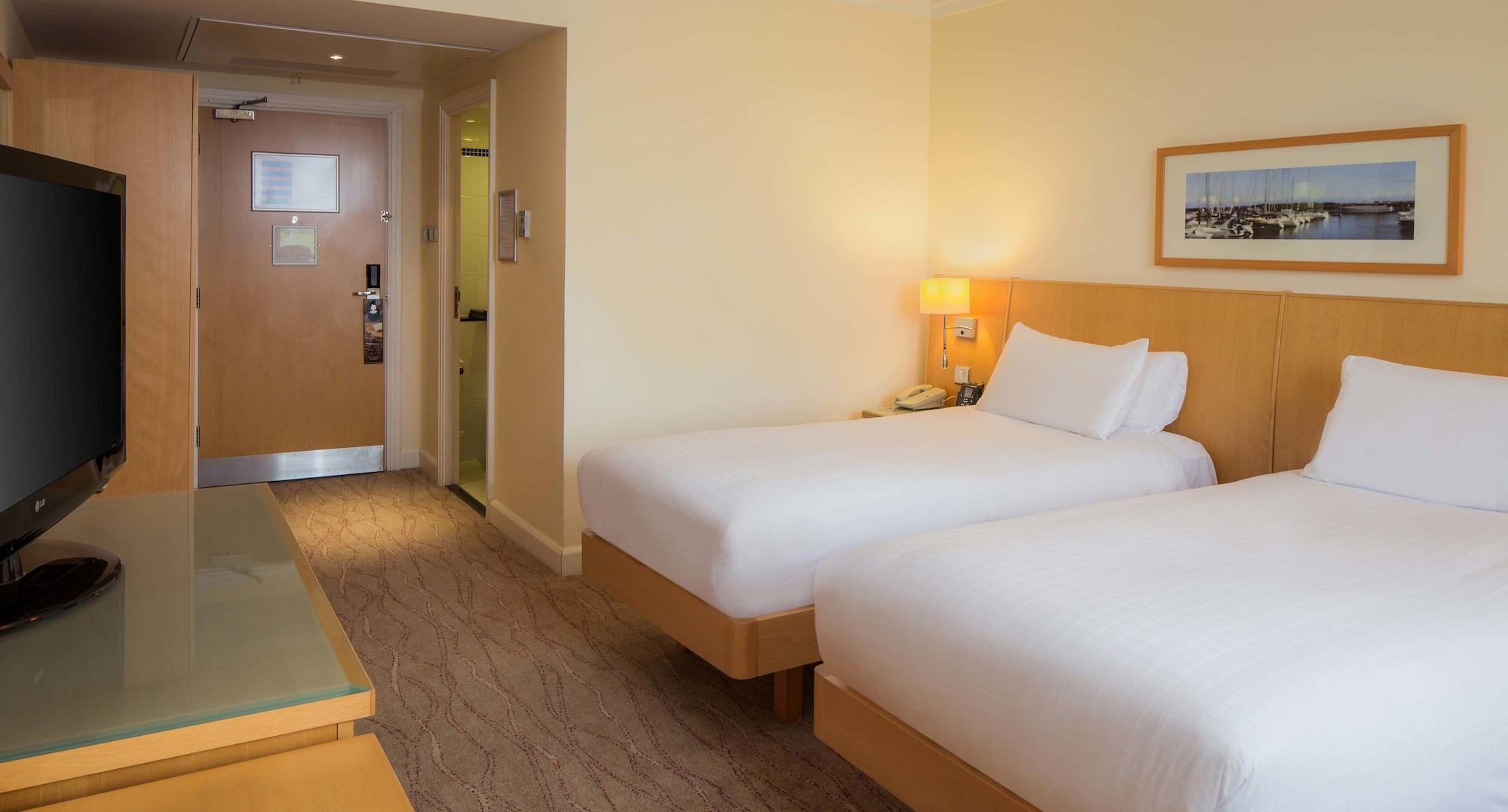 Hilton Dublin Airport Hotel 4*