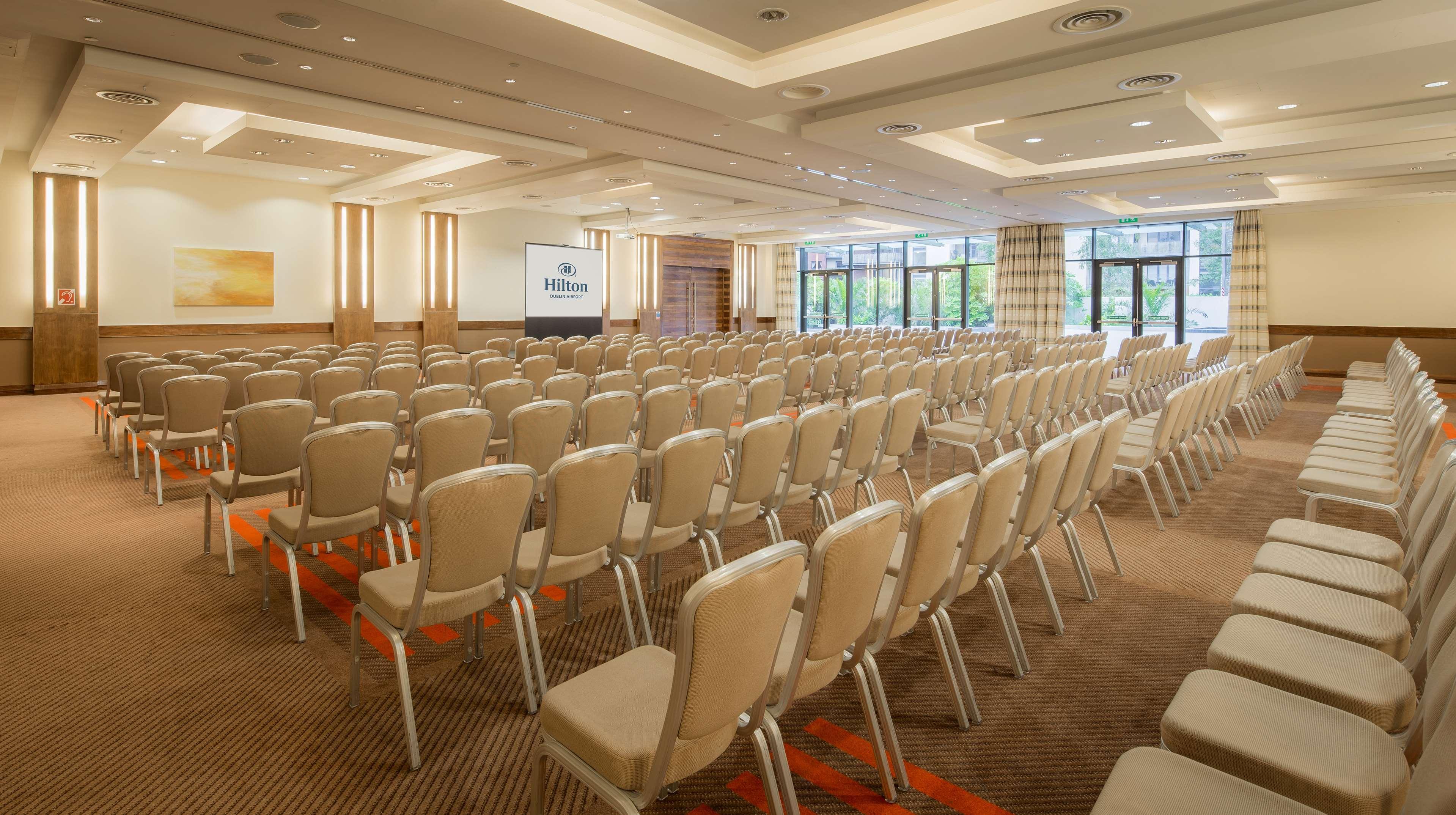 Hotel Hilton Dublin Airport 4*