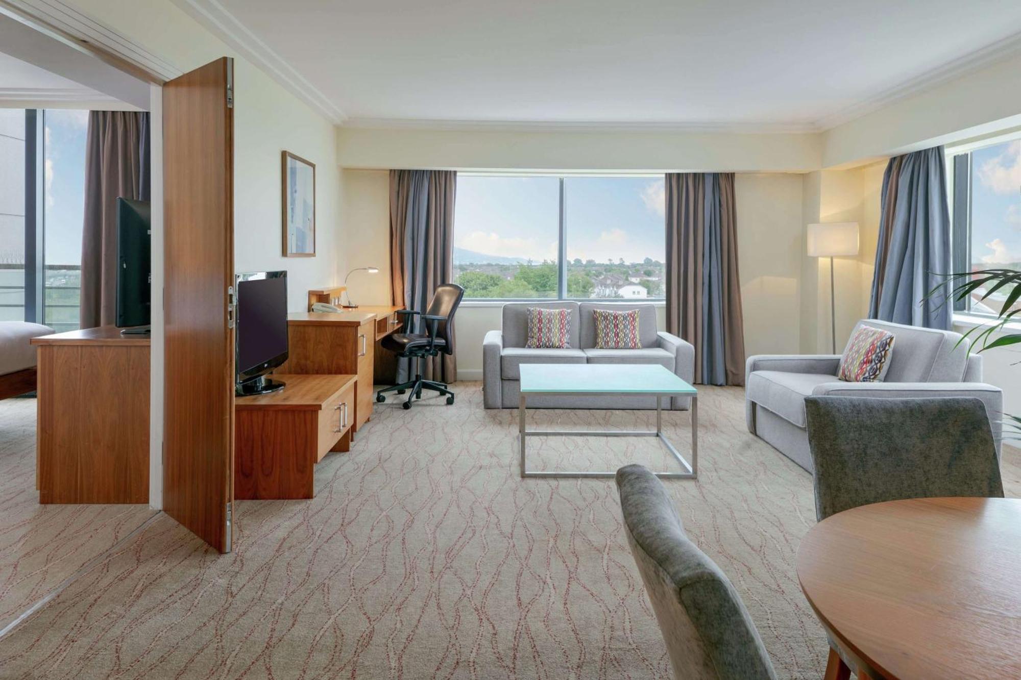 Hilton Dublin Airport 4*