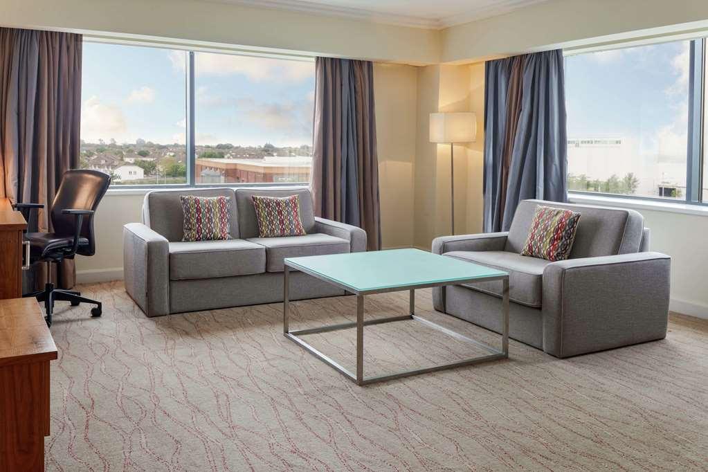 Hilton Dublin Airport Hotel 4*