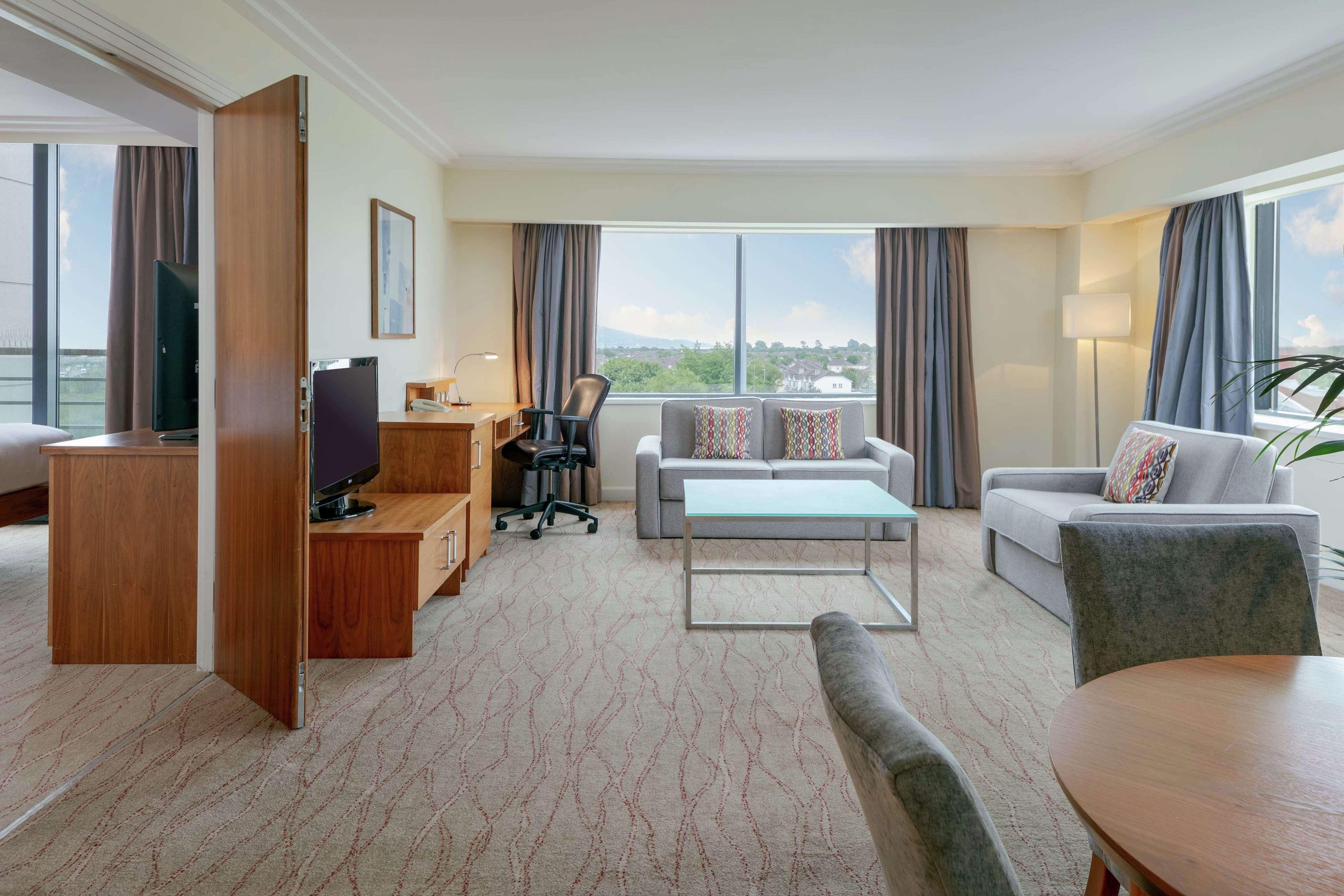 Hotel Hilton Dublin Airport 4*